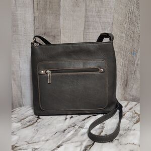 Roots Charcoal Leather Crossbody Bag🌷 Like New